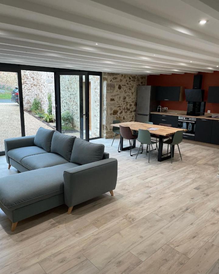 Gite De La Foye - Le Jasmin Combrand Exterior photo